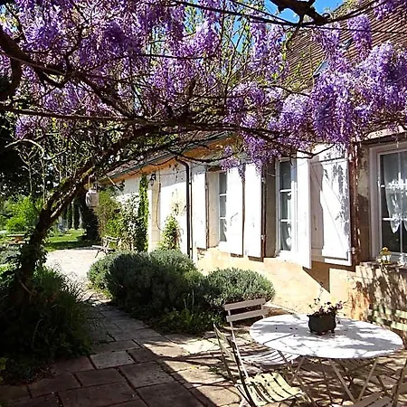 D'hotes L'ostal De Pombonne Bed & Breakfast