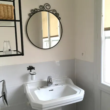 Bed & Breakfast D'hotes L'ostal De Pombonne
