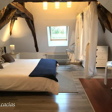 Bed & Breakfast D'hotes L'ostal De Pombonne