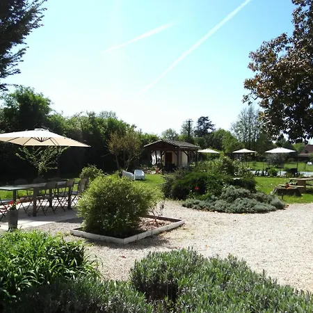 Bed & Breakfast D'hotes L'ostal De Pombonne 3*